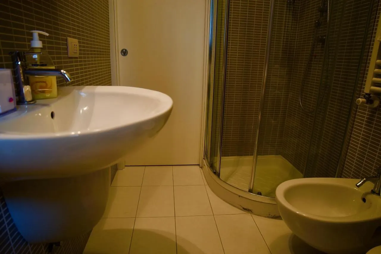 Splendido Trilocale Zona Isola Lägenhet Milano
